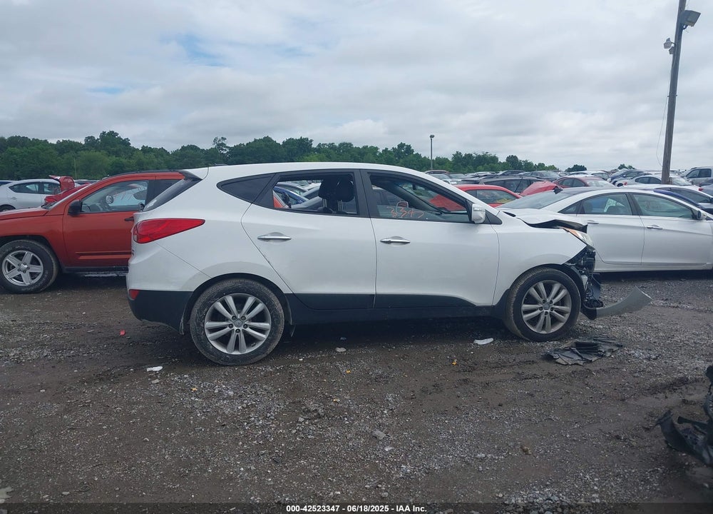 2013 HYUNDAI TUCSON VIN: KM8JUCAC9DU774373