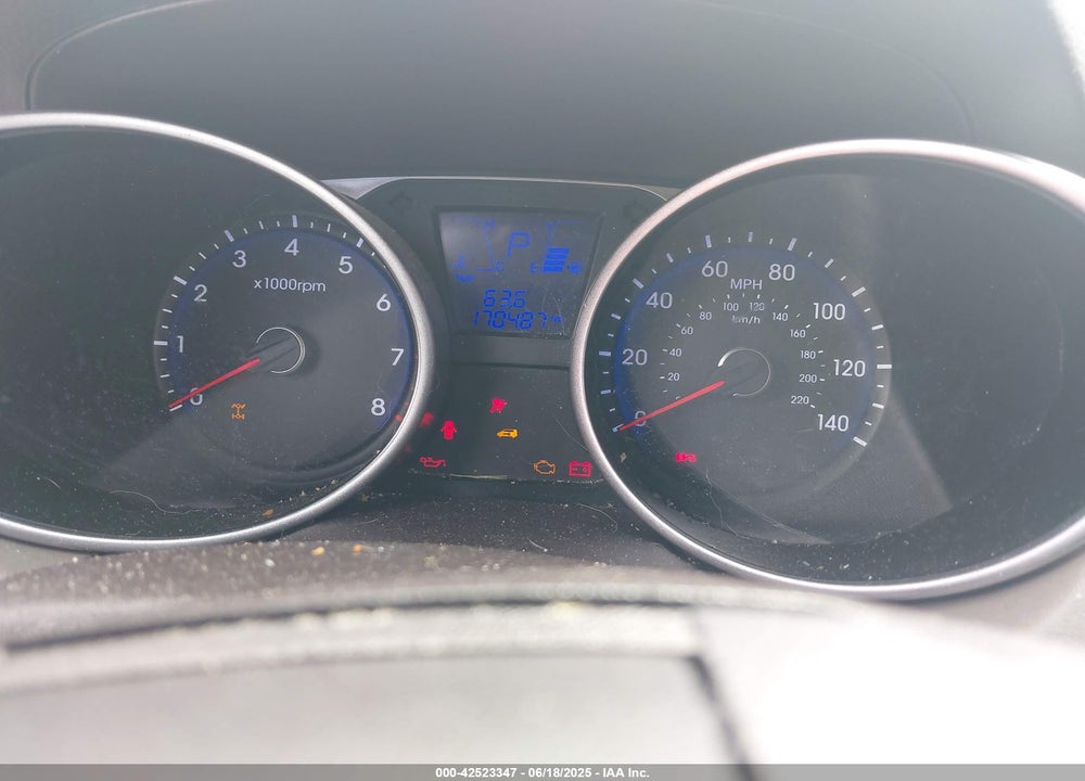 2013 HYUNDAI TUCSON VIN: KM8JUCAC9DU774373