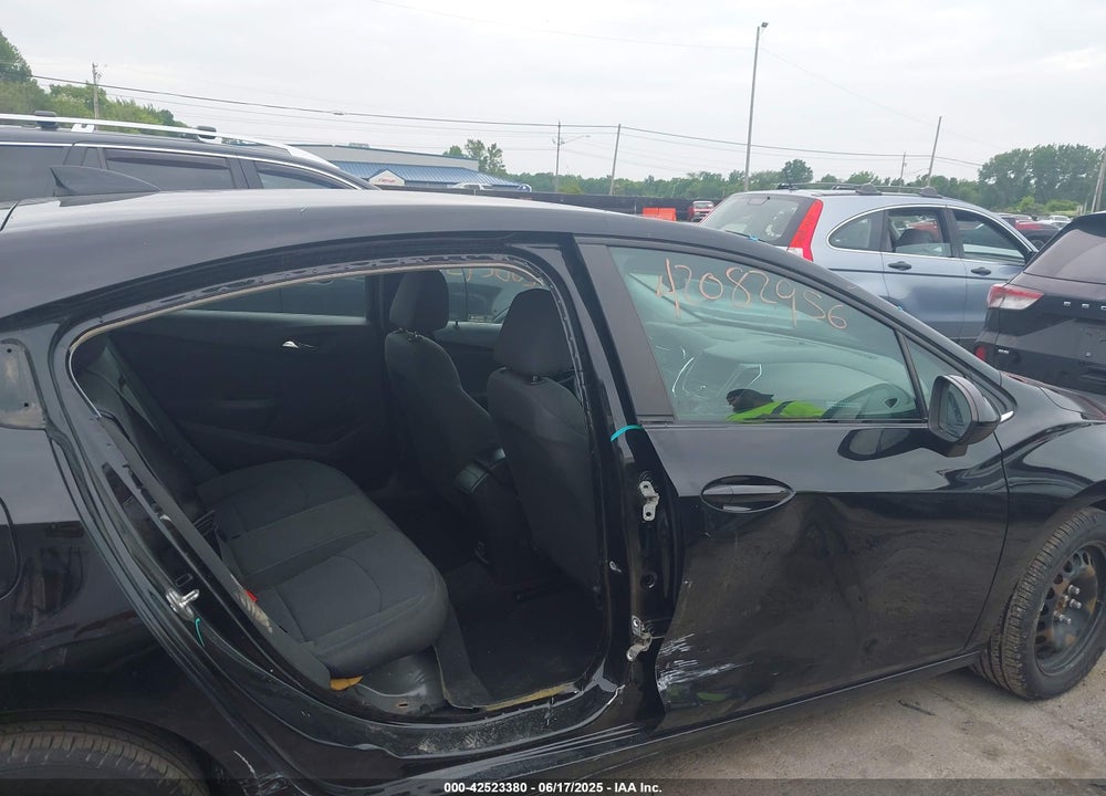 2019 CHEVROLET CRUZE VIN: 3G1BE6SM3KS612436