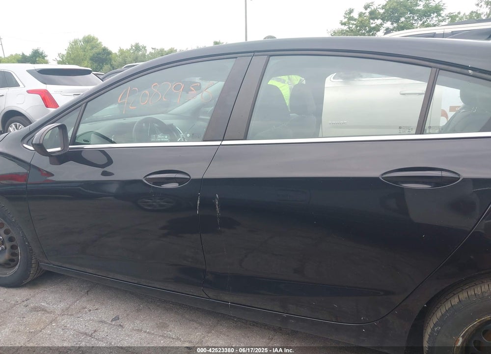 2019 CHEVROLET CRUZE VIN: 3G1BE6SM3KS612436