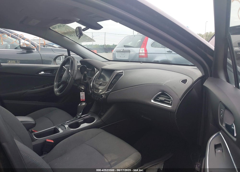2019 CHEVROLET CRUZE VIN: 3G1BE6SM3KS612436