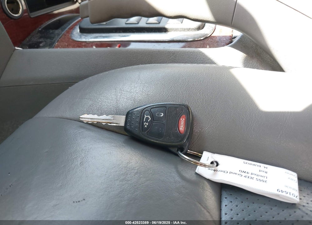2005 JEEP GRAND CHEROKEE LIMITED VIN: 1J8HR58235C623168