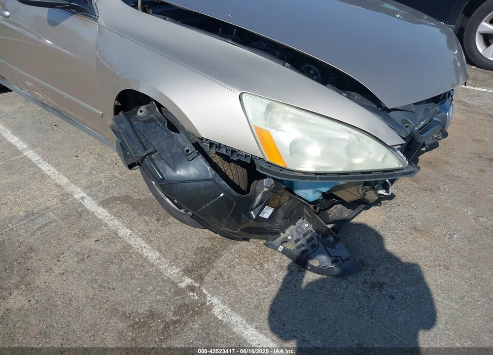 2005 HONDA ACCORD 2.4 LX VIN: 1HGCM56465A097197