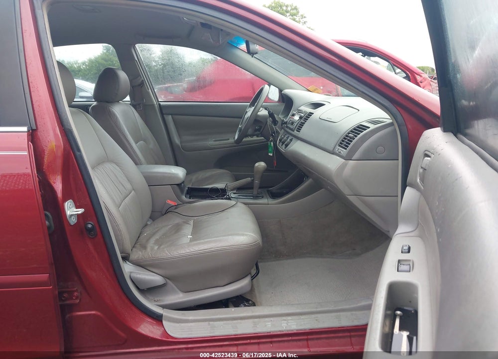 2003 TOYOTA CAMRY LE VIN: 4T1BE32K63U125653