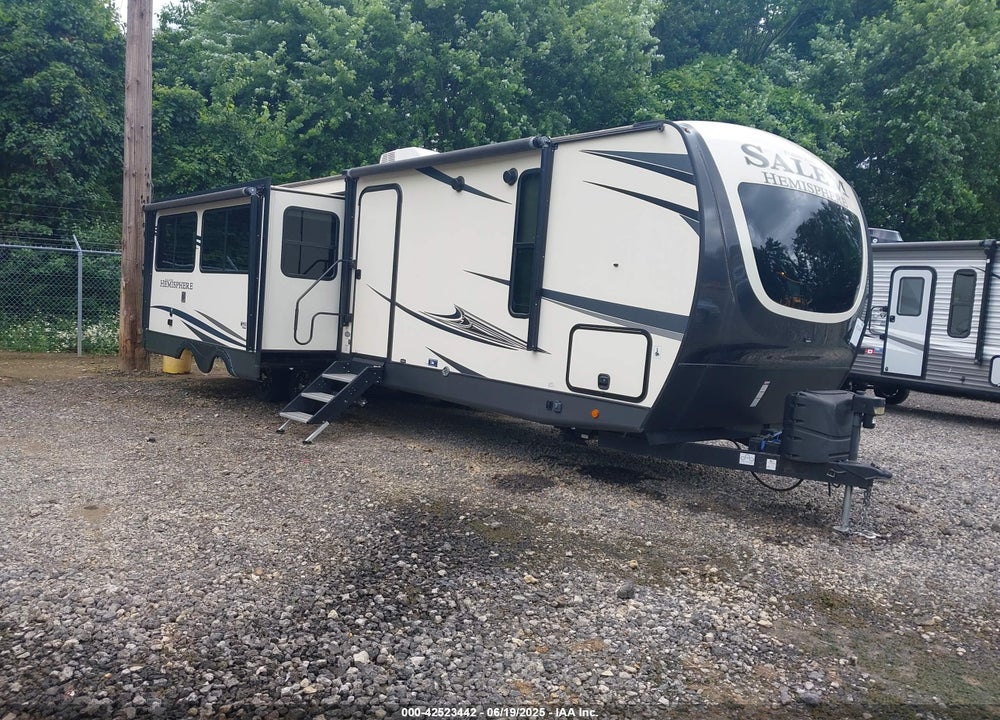 2020 FOREST RIVER SALEM VIN: 4X4TSBC28LU086195