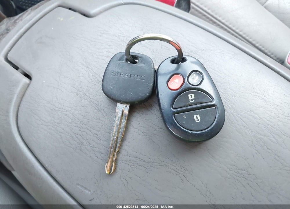 2007 TOYOTA CAMRY SOLARA SPORT V6 VIN: 4T1CA30P57U112574