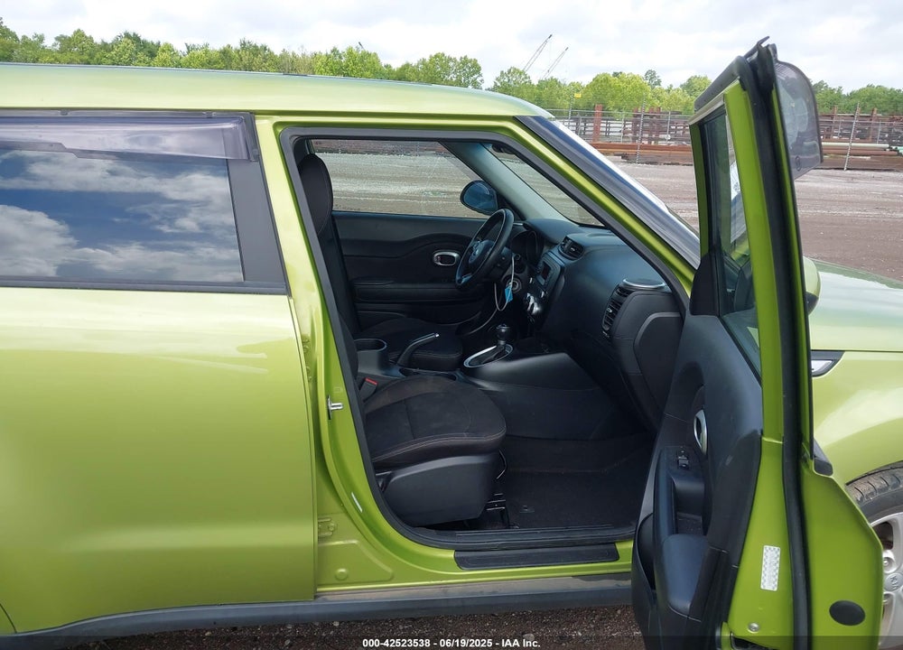 2016 KIA SOUL VIN: KNDJN2A25G7868465