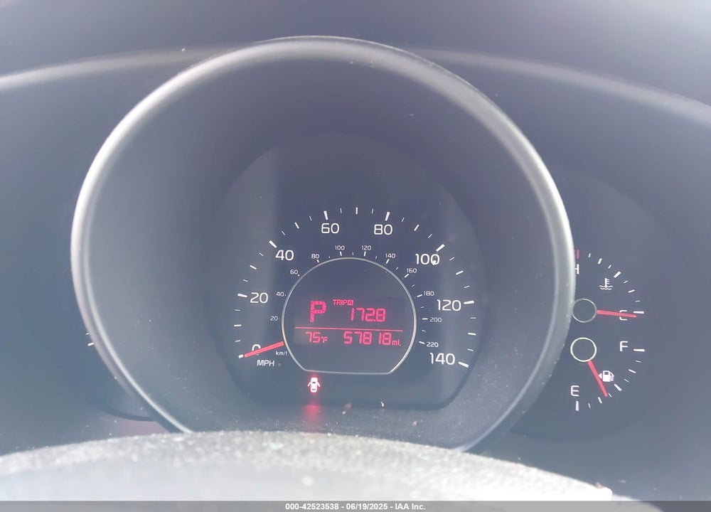 2016 KIA SOUL VIN: KNDJN2A25G7868465