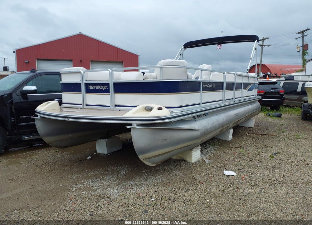 2000 HARRIS OTHER VIN: HAMP2676C000