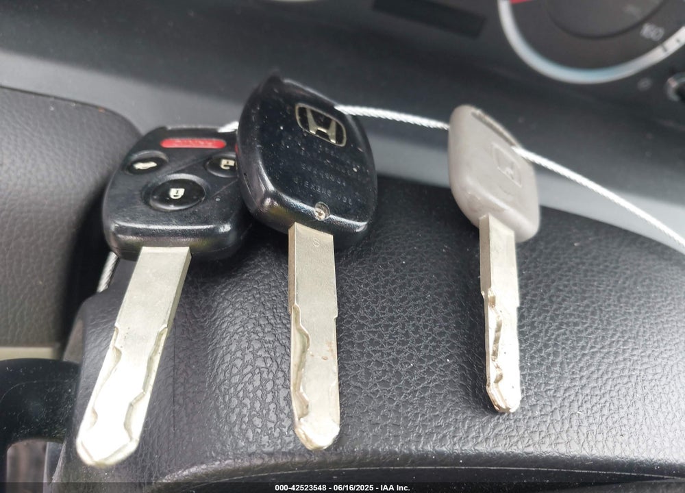 2008 HONDA ACCORD VIN: 1HGCP26778A061877