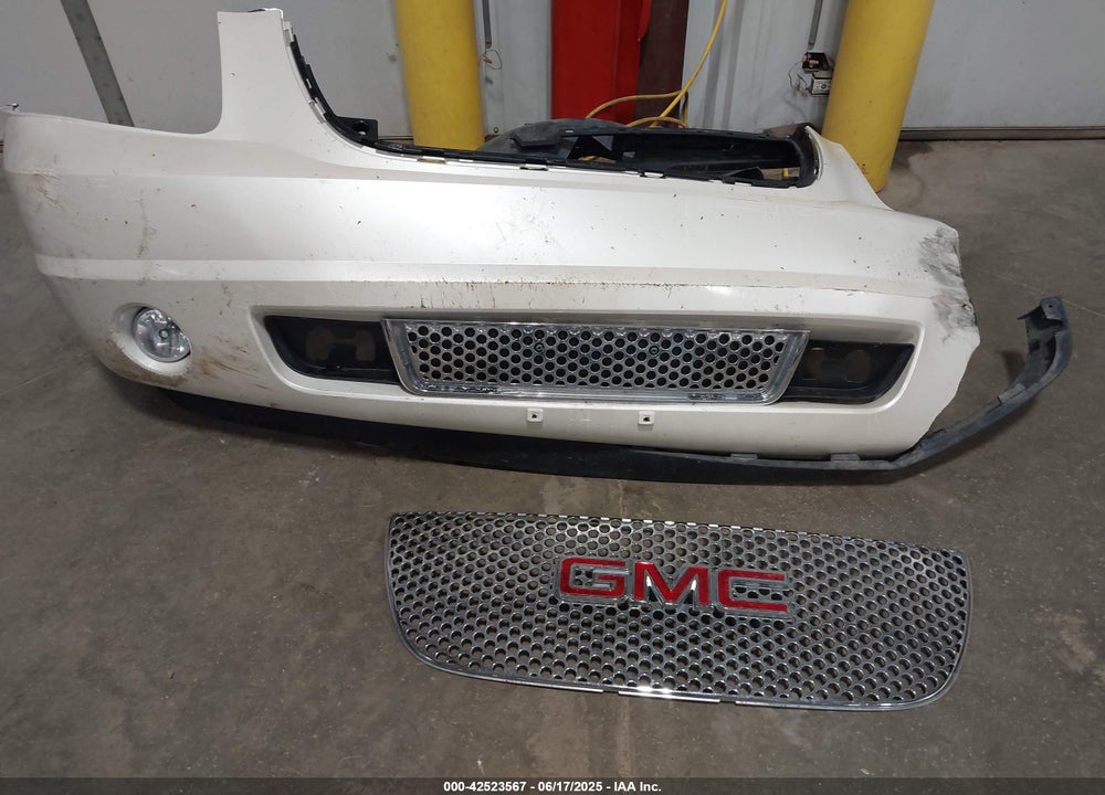 2014 GMC YUKON VIN: 1GKS2EEF2ER107619