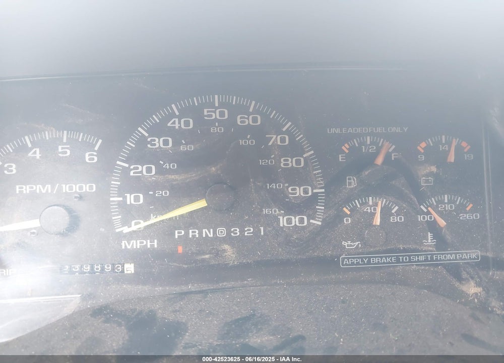 1998 CHEVROLET K1500 FLEETSIDE VIN: 1GCEK19R0WE203411