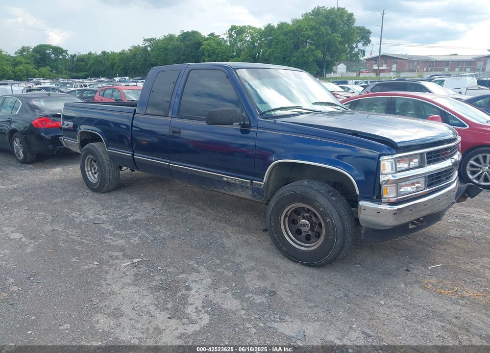 1998 CHEVROLET K1500 FLEETSIDE VIN: 1GCEK19R0WE203411