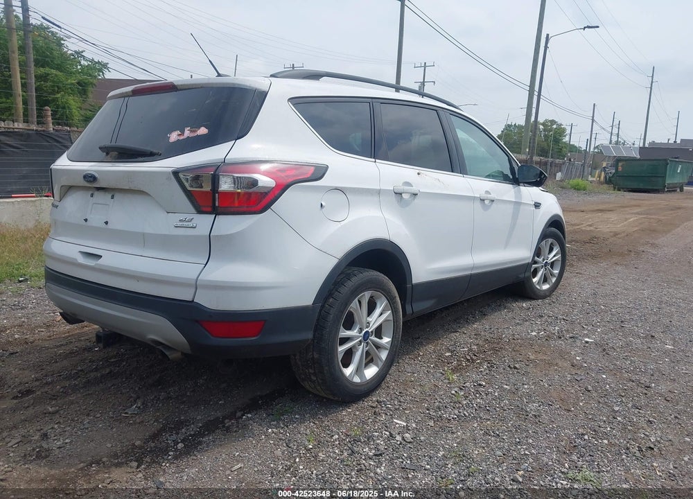 2017 FORD ESCAPE VIN: 1FMCU0GD2HUB40514