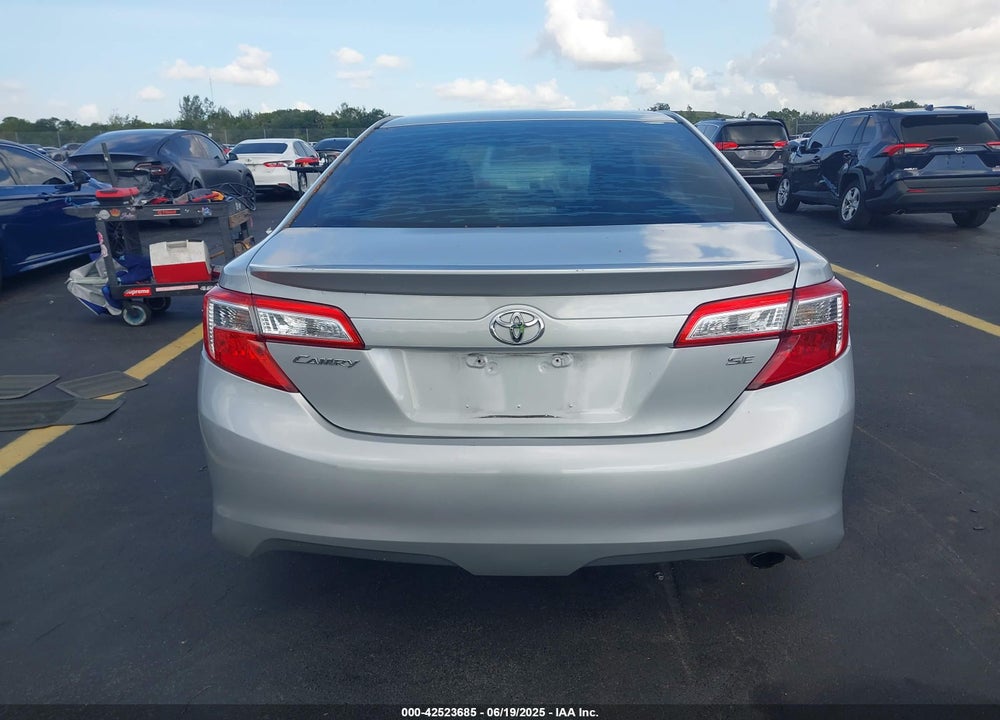 2013 TOYOTA CAMRY SE VIN: 4T1BF1FK4DU261244