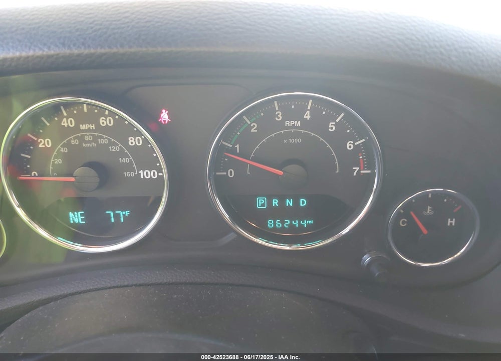 2018 JEEP WRANGLER JK VIN: 1C4AJWBG2JL821132
