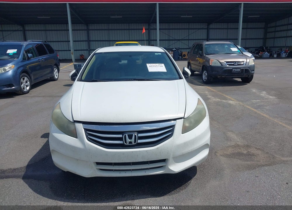 2011 HONDA ACCORD VIN: 1HGCP2F62BA049487