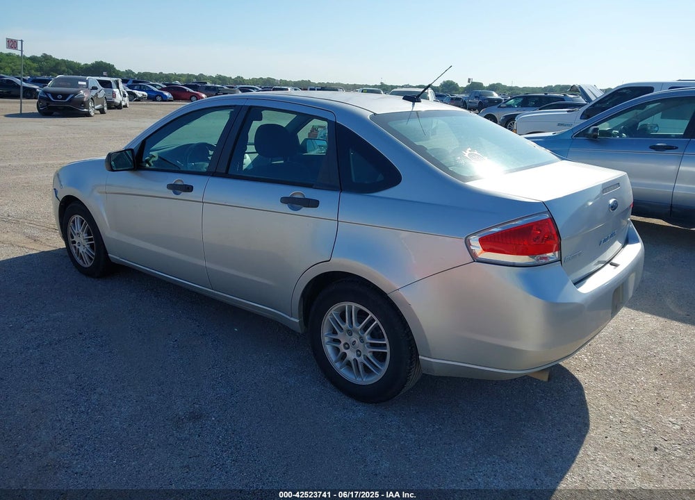 2010 FORD FOCUS SE VIN: 1FAHP3FN8AW166497
