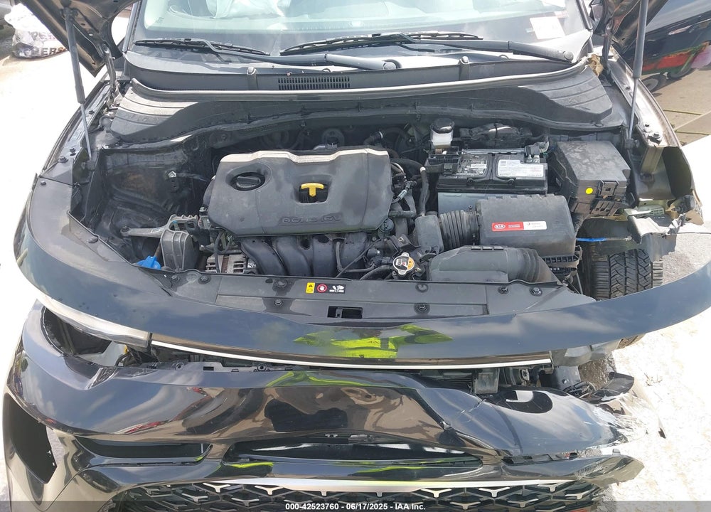 2020 KIA SOUL VIN: KNDJ63AU5L7104856