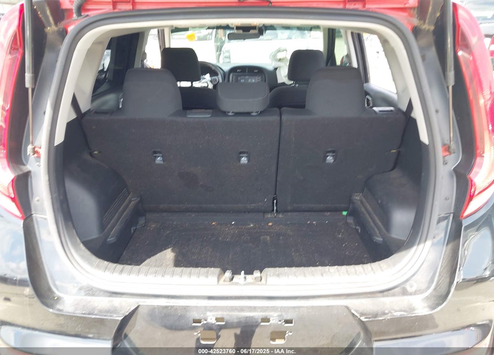 2020 KIA SOUL VIN: KNDJ63AU5L7104856