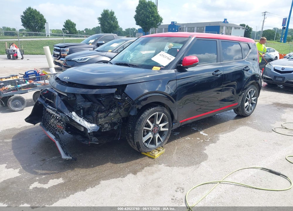 2020 KIA SOUL VIN: KNDJ63AU5L7104856