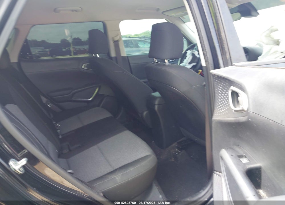 2020 KIA SOUL VIN: KNDJ63AU5L7104856