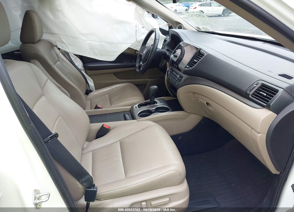 2019 HONDA PILOT VIN: 5FNYF6H58KB035670