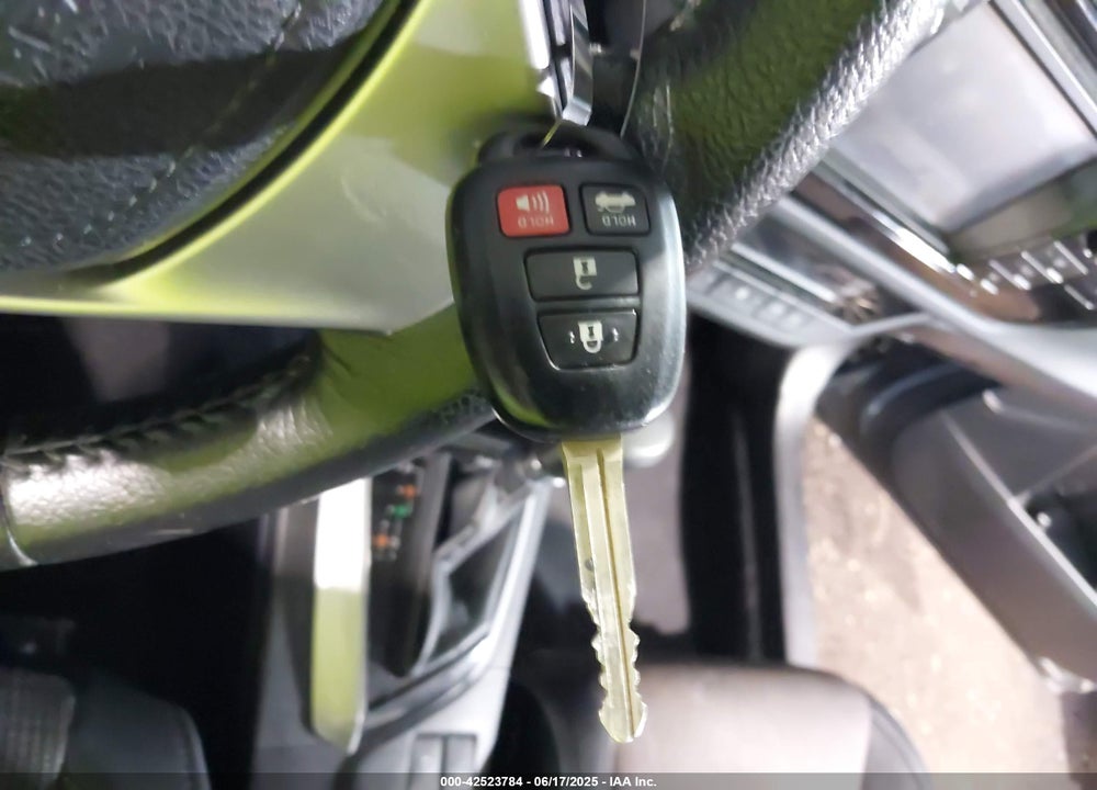 2015 TOYOTA COROLLA VIN: 2T1BURHE5FC452073