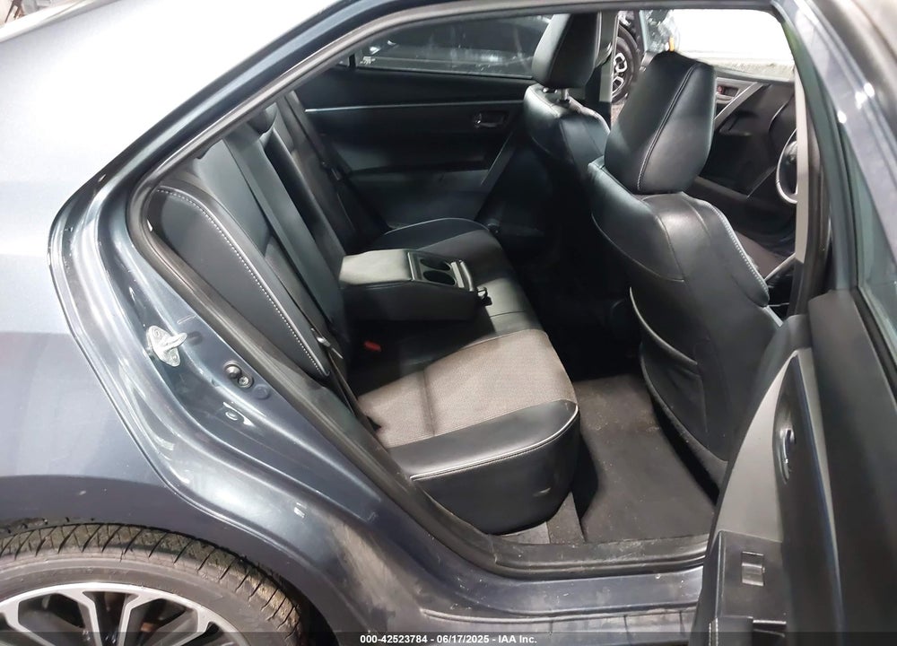 2015 TOYOTA COROLLA VIN: 2T1BURHE5FC452073