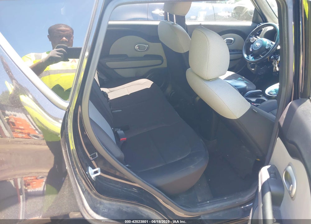 2015 KIA SOUL VIN: KNDJN2A25F7233485