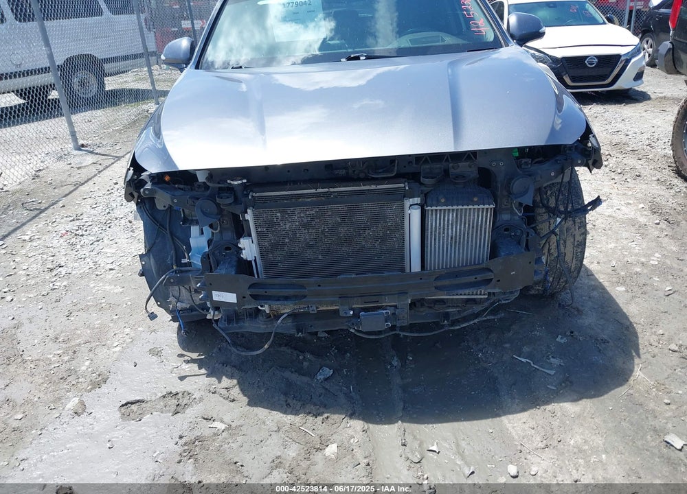2019 HYUNDAI SANTA FE VIN: 5NMS53AA8KH019448