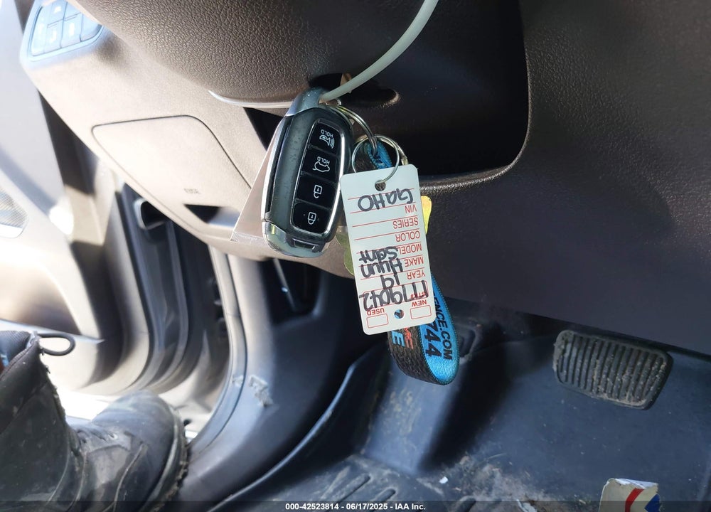 2019 HYUNDAI SANTA FE VIN: 5NMS53AA8KH019448