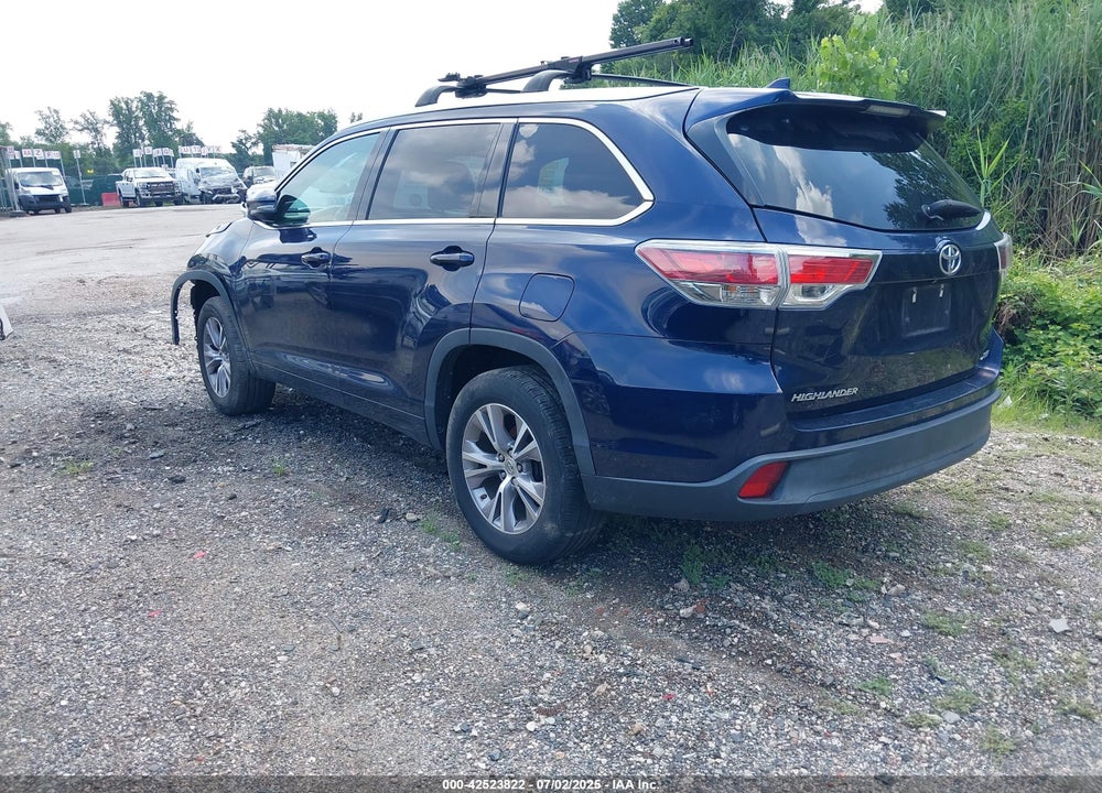 2015 TOYOTA HIGHLANDER XLE V6 VIN: 5TDKKRFH7FS066426