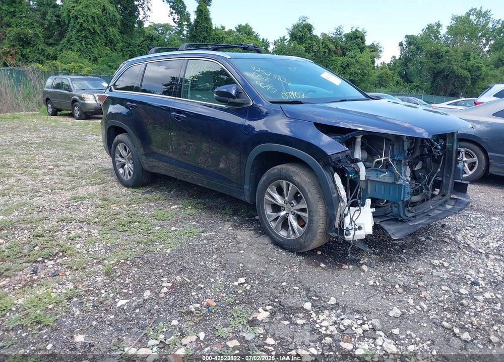 2015 TOYOTA HIGHLANDER XLE V6 VIN: 5TDKKRFH7FS066426