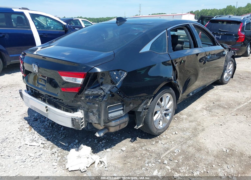 2019 HONDA ACCORD VIN: 1HGCV1F18KA040569