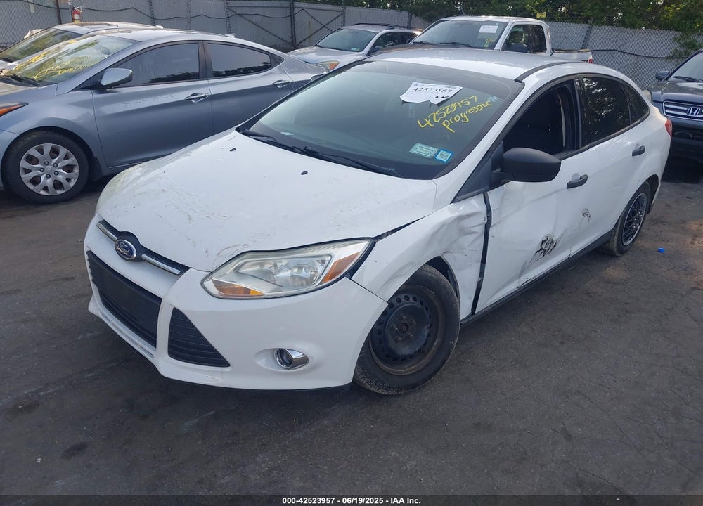 2012 FORD FOCUS S VIN: 1FAHP3E28CL276235