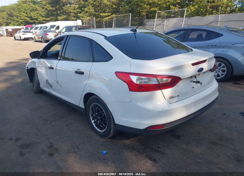 2012 FORD FOCUS S VIN: 1FAHP3E28CL276235