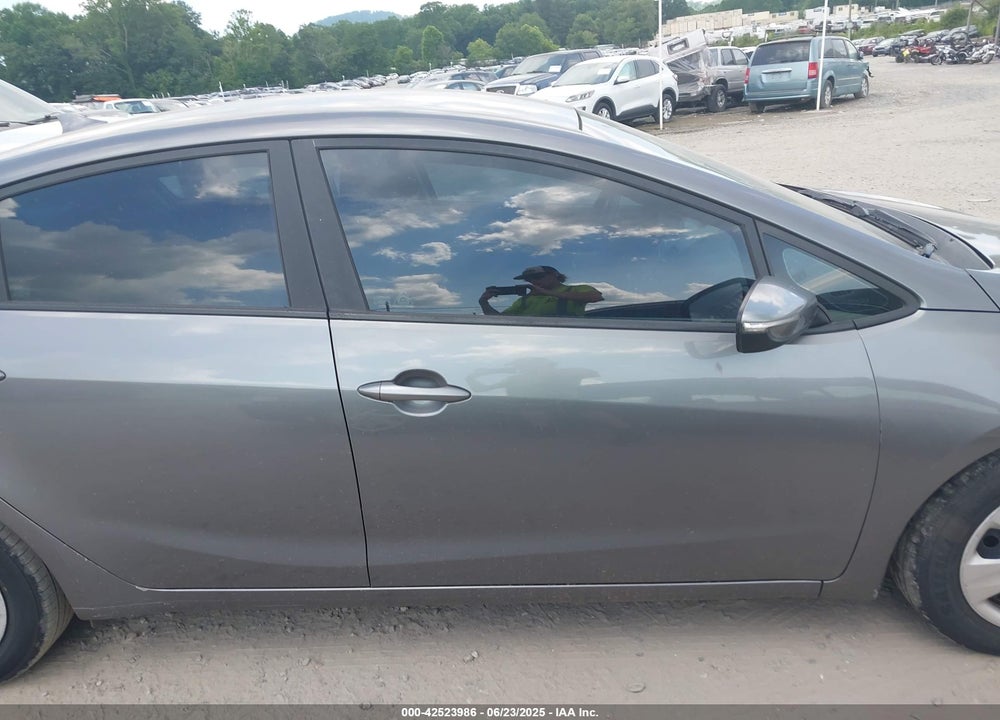 2016 KIA FORTE VIN: KNAFX4A68G5554073