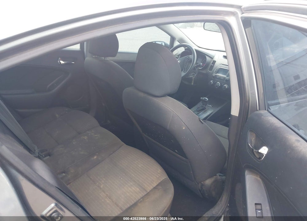 2016 KIA FORTE VIN: KNAFX4A68G5554073