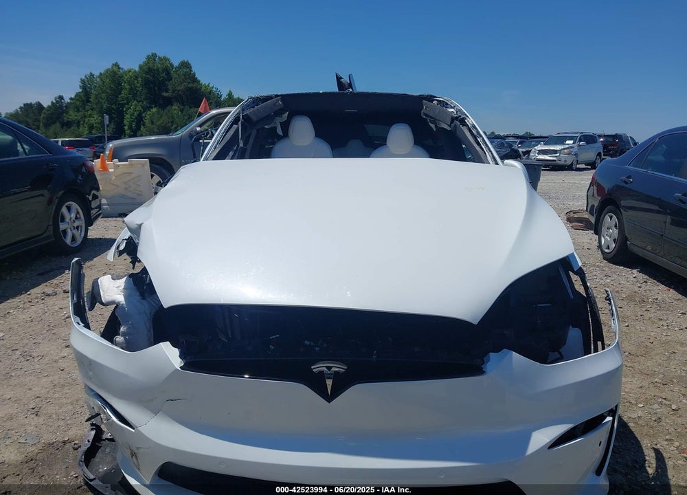 2023 TESLA MODEL X VIN: 7SAXCAE5XPF375554