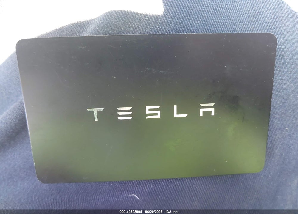 2023 TESLA MODEL X VIN: 7SAXCAE5XPF375554