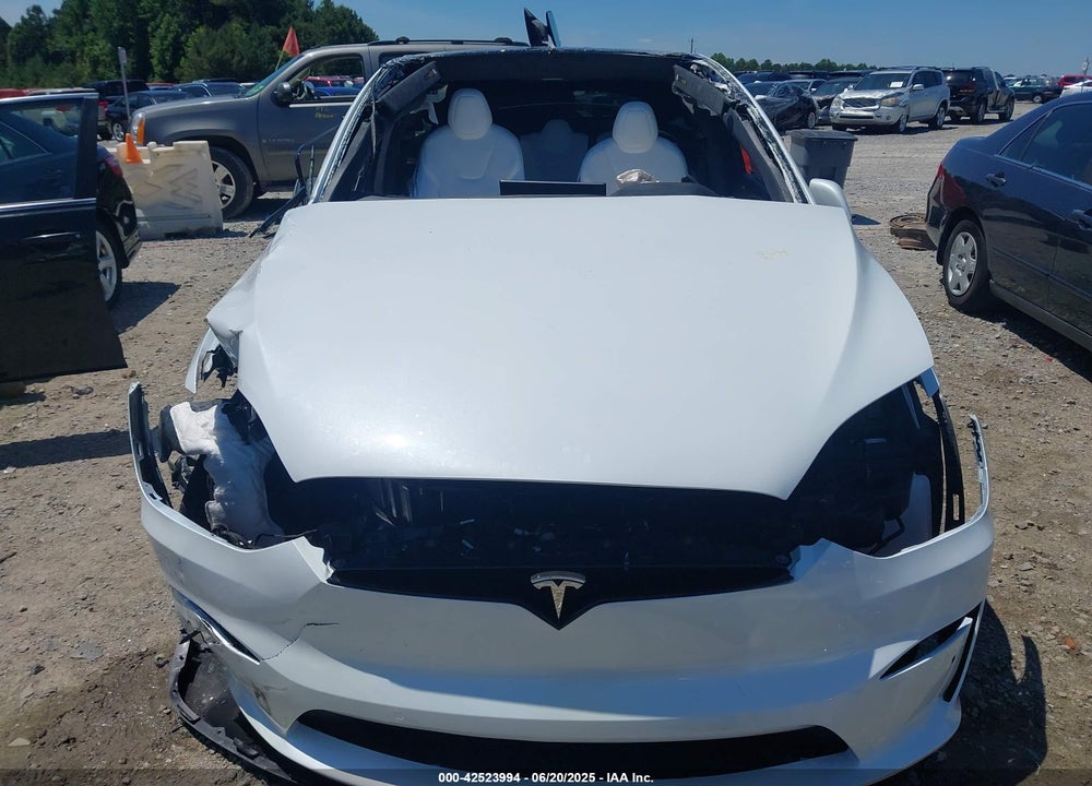 2023 TESLA MODEL X VIN: 7SAXCAE5XPF375554