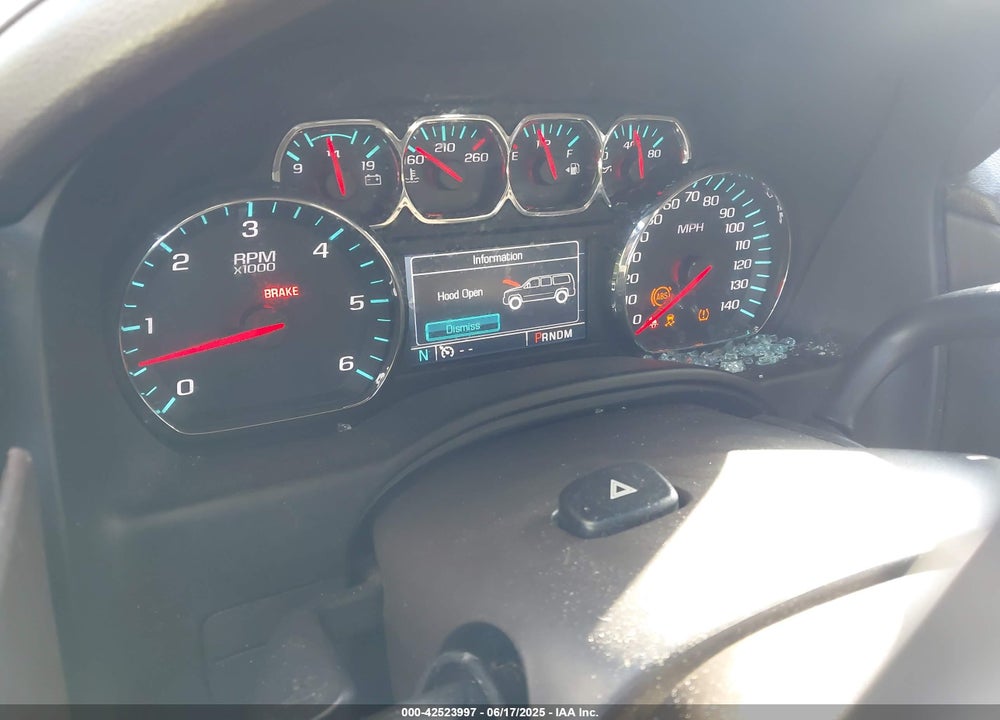 2016 CHEVROLET TAHOE VIN: 1GNSCBKC2GR317360