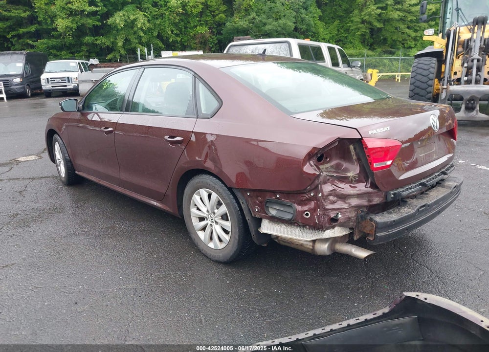 2013 VOLKSWAGEN PASSAT VIN: 1VWAP7A35DC067454