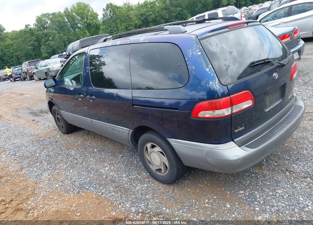 2001 TOYOTA SIENNA XLE VIN: 4T3ZF13CX1U333160