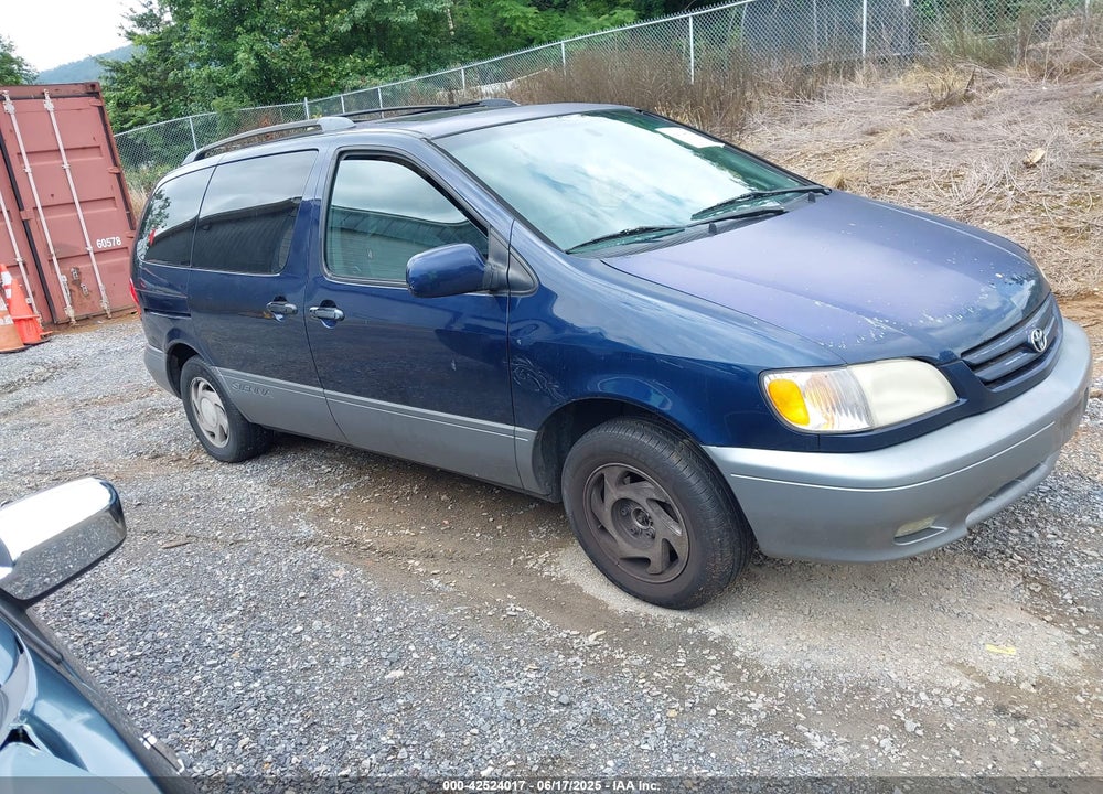 2001 TOYOTA SIENNA XLE VIN: 4T3ZF13CX1U333160