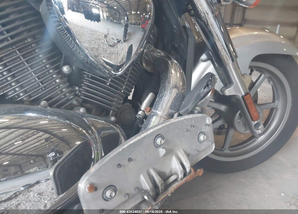 2019 SUZUKI VL1500 B/T VIN: JS1VY56A8K2100036