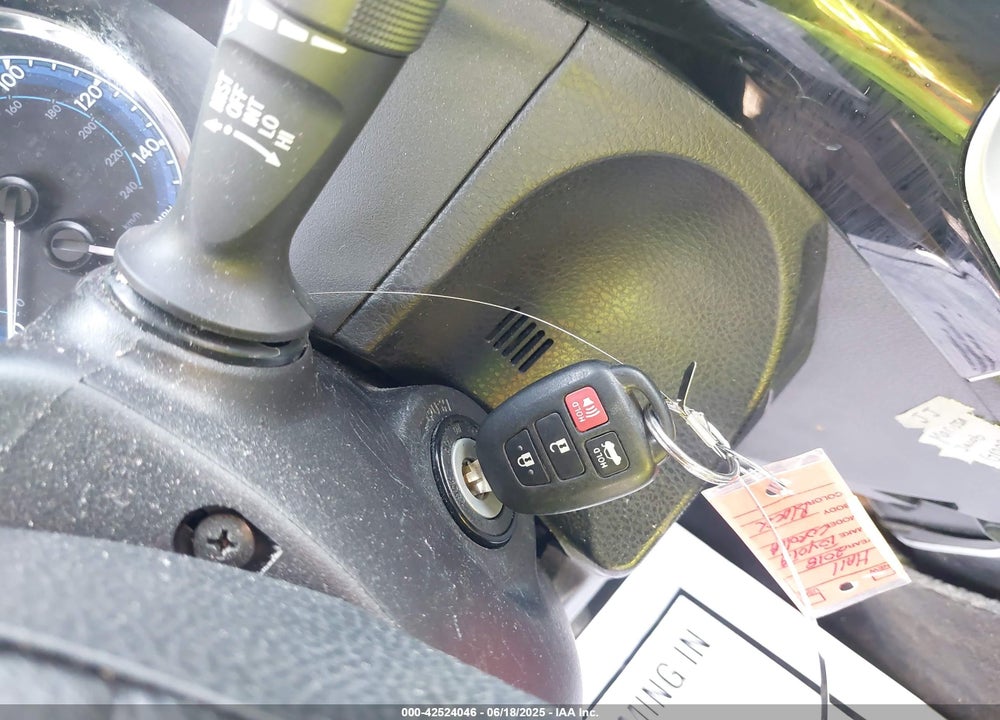2018 TOYOTA COROLLA LE VIN: 2T1BURHE9JC964444