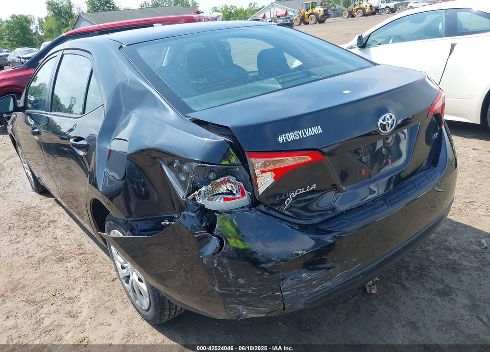 2018 TOYOTA COROLLA LE VIN: 2T1BURHE9JC964444