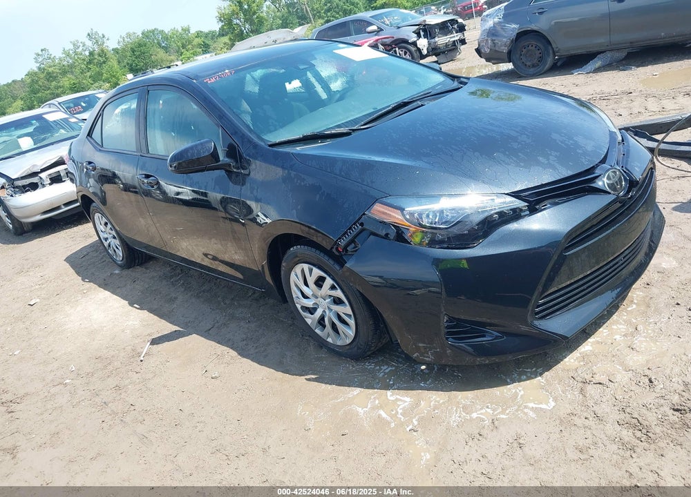 2018 TOYOTA COROLLA LE VIN: 2T1BURHE9JC964444